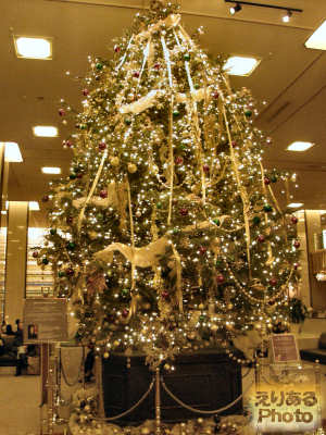 2013年帝国ホテルのクリスマスツリー
