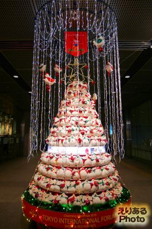 東京国際フォーラムのクリスマスツリー2016