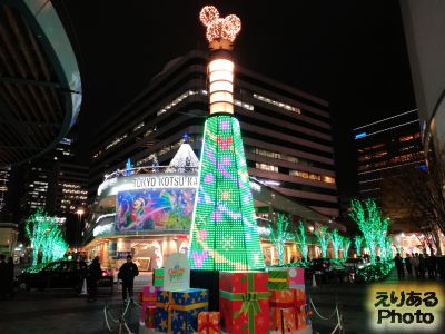 有楽町駅前のクリスマスイルミネーション2017